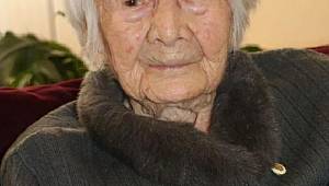 Cumhuriyetin ilk öğretmenlerinden Mukime Fıratoğlu 106 yaşında hayatını kaybetti! Mukime Fıratoğlu kimdir?