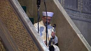 Hutbedeki kılıç dikkat çekmişti! Diyanet İşleri Başkanı Ali Erbaş'tan açıklama