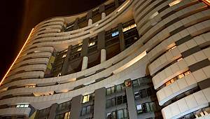 Kadıköy'de 7 gündür elektrikleri kesik olan site sakinleri yardım istedi