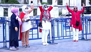 KARAR SONRASI AYASOFYA ÖNÜNDE TOPLANMALAR BAŞLADI