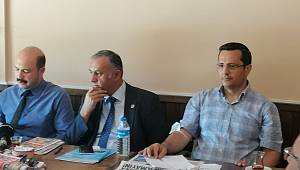 Ümraniye CHP ilçe başkanı Zeynel Kızılkaya yerel basına verdiği kahvaltıda konuştu 