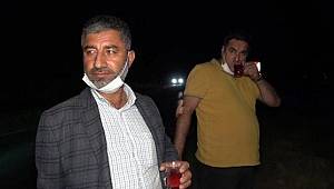 Kaza yaptıkları araçtan çıkar çıkmaz çay içtiler