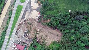 Of’ta sel ve heyelanın hasarı, gün ağarınca ortaya çıktı