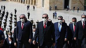 Son Dakika Haberi! Kutlamaların ilk adresi Anıtkabir |