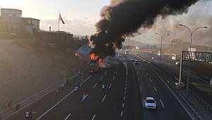 Son dakika Kocaeli'de yolcu otobüsü yandı!