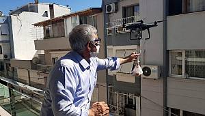 Son dakika… Sosyal mesafe kuralına dikkat çekmek için bakın ne yaptı?