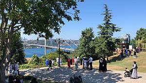 ÜSKÜDARLILAR NAKKAŞTEPE MİLLET BAHÇESİ’Nİ ÇOK SEVDİ