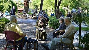 65 yaş üstü sokağa çıkma yasağı hangi illerde uygulanıyor?