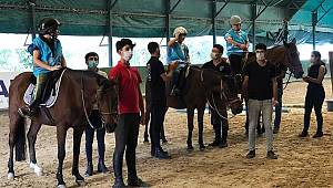 ​​​​​​​Atla Terapi Engelli Çocuklara Şifa Oluyor