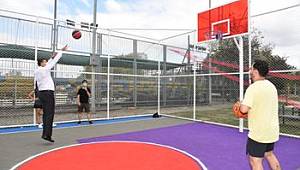 Kalamış Parkı'nı Geri Dönüşümle Onardılar