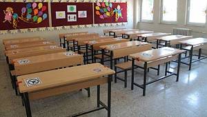 12 Ekim’de hangi sınıflar açılacak? 9. 10. ve 11. sınıflar da okula gidecek mi?