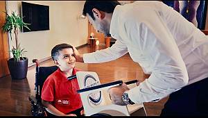 BEŞİKTAŞ ENGELSİZ SANAT TOPLULUĞU'NUN DA YER ALDIĞI ‘DÖNEN TEKERLER’ FİLMİNİN KLİBİ YAYINLANDI