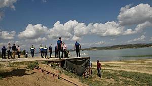 Büyükşehir, Seyhan Baraj Gölü çevresindeki kaçak ticari yapılaşmayla mücadeleye kararlı şekilde başladı.