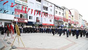 Cumhuriyetin ilan edilişinin 97. yılı Sultanbeyli’de coşkuyla kutlandı.