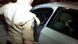 İstanbul'da yapılan Yeditepe Huzur Uygulaması'nda 30 adet ruhsatsız tabanca ve tüfek ele geçirildi