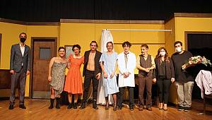 Kartallılar Hafta Sonunu Tiyatro ile Değerlendirdi