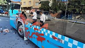 Otobüse alınmayan kadın taksiyle takip edip otobüsü kırmızıya boyadı