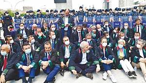 Parti kongresi serbest baro seçimleri yasak