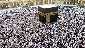 Suudi Arabistan’da umre ziyaretleri yeniden başladı