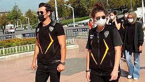 Taksim'de turistlere yönelik drone destekli korona virüs denetimi