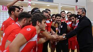 Ümraniye Belediyesi Hentbol Takımı İkinci Lige Yükseldi