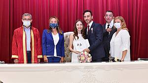 YABANCI GELİN VE DAMAT ÜSKÜDAR BELEDİYESİ’NDE EVET DEDİ