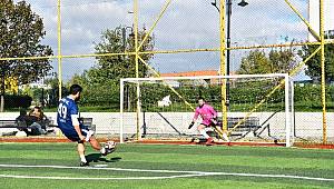 Avcılar'da uyuşturucuya karşı futbol turnuvası sona erdi