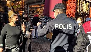 Eminönü'nde turistlere yönelik drone destekli korona virüs denetimi