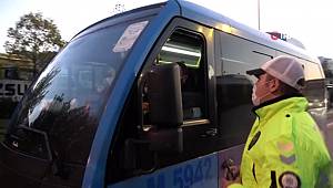 Maltepe'de koronavirüs kapsamında araçlara denetim