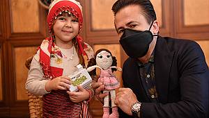 6 Yaşındaki Zeynep, Kazandığı Ödülü SMA Hastalarına Bağışladı