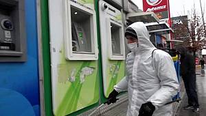 Esenyurt'ta toplu kullanım alanları dezenfekte ediliyor