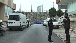 Üsküdar’da saldırgan şahıs, iki kadını bıçakladı