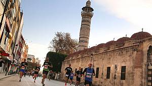 11. Kurtuluş Yarı Maratonu koşuldu