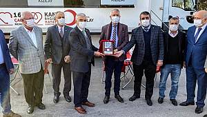 Adana Büyükşehir Belediye Başkanı Zeydan Karalar'dan Örnek Davranış