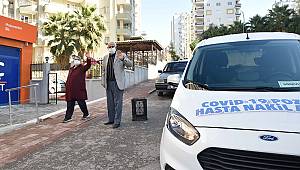 Adana Büyükşehir Belediyesi'nden Covid'li Vatandaşlara Gıda ve Nakil Desteği