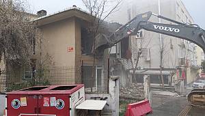 Kartal Belediyesi İlçedeki Riskli Yapıların Yıkımına Devam Ediyor