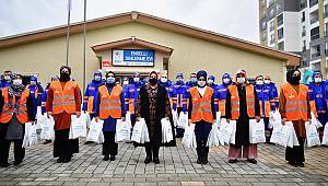 Sancaktepe Belediyesi vatandaşlara hijyen seti dağıttı