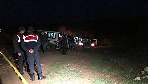 Manisa'da 4 genç otomobilde ölü bulundu