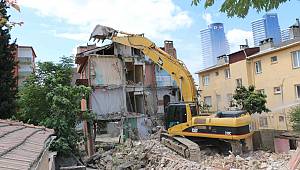 Kartal’da Önce Asbest Sonra Yıkım