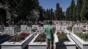 Şehit aileleri, arife ve bayramın 1. gününde kısıtlamadan muaf olacak