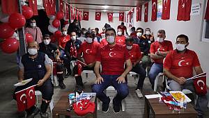 Kartal Belediye Başkanı Gökhan Yüksel, Milli Maç coşkusunu emekçilerle paylaştı