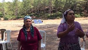 İKİZKÖYLÜ KADINDAN BAKAN PAKDEMİRLİ’YE: “DOĞAYI ZATEN BEN KORUYORUM, GEL SEN DE KORU”