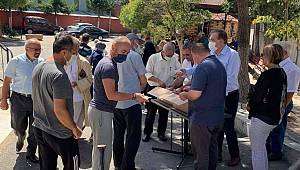 KARTAL AK PARTİ'DEN AŞURE İKRAMI