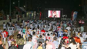 Sokaklar sinema ile şenlendi
