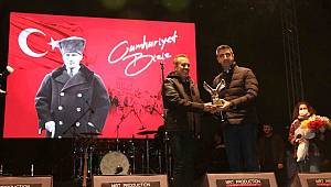 KARTAL’DA CUMHURİYET HAFTASINA GÖRKEMLİ KAPANIŞ