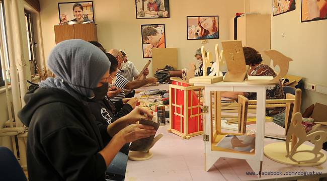 OMEK ÇEVRE OYUNCAKLAR ÜRETİYOR...