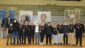 Voleybol Turnuvasının Şampiyonu Zabıta Müdürlüğü Oldu