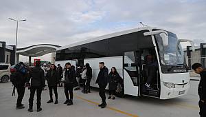 55 kişi Ukrayna'dan Türkiye'ye geldi