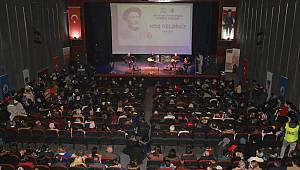 Ünlü Sanatçı Cengiz Özkan, Aşık Veysel’in Eserlerini Kartal’da Seslendirdi