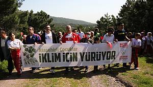 ATAŞEHİRLİ ÇOCUKLAR İKLİM İÇİN YÜRÜDÜ